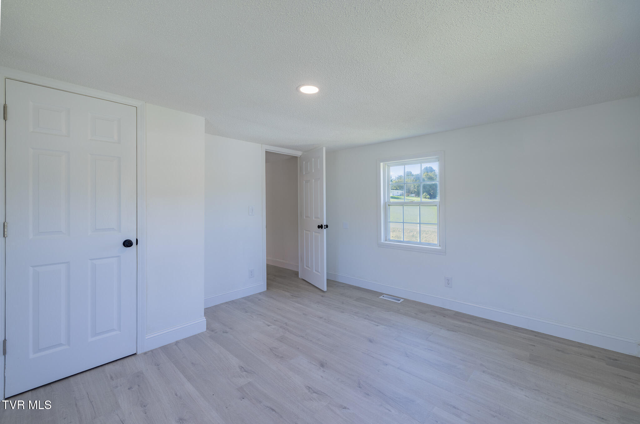 405 Sam Aiken Road Telford, TN 37690 - Photo 25 of 31 1R9A9542-HDR