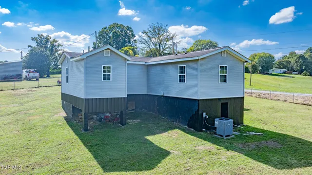 $199,999 | 405 Sam Aiken Road, Telford, TN 37690