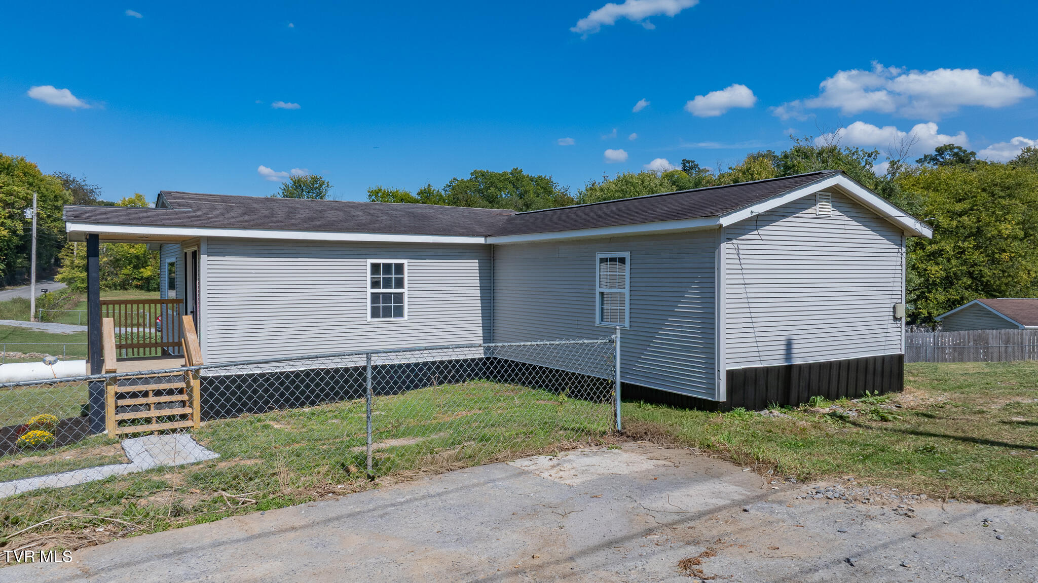 405 Sam Aiken Road Telford, TN 37690 - Photo 31 of 31 dji_fly_20250918_152530_0639_17582237652