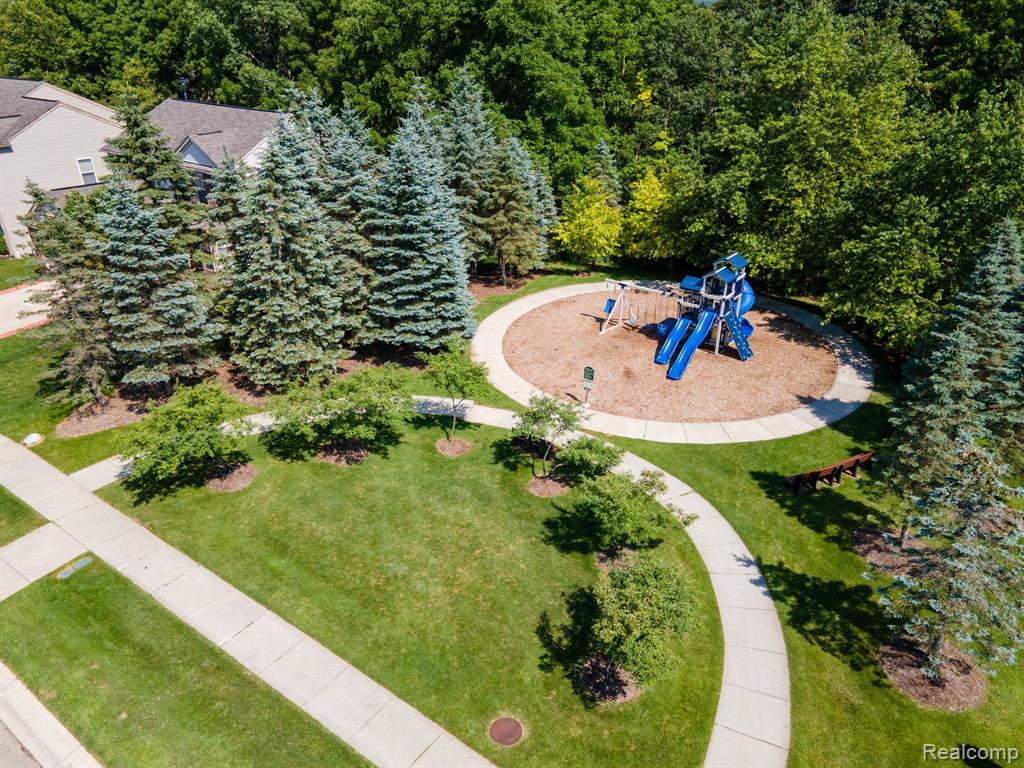 416 Otter Run Road Holly, MI 48442 - Photo 43 of 47 Gallery Image 43