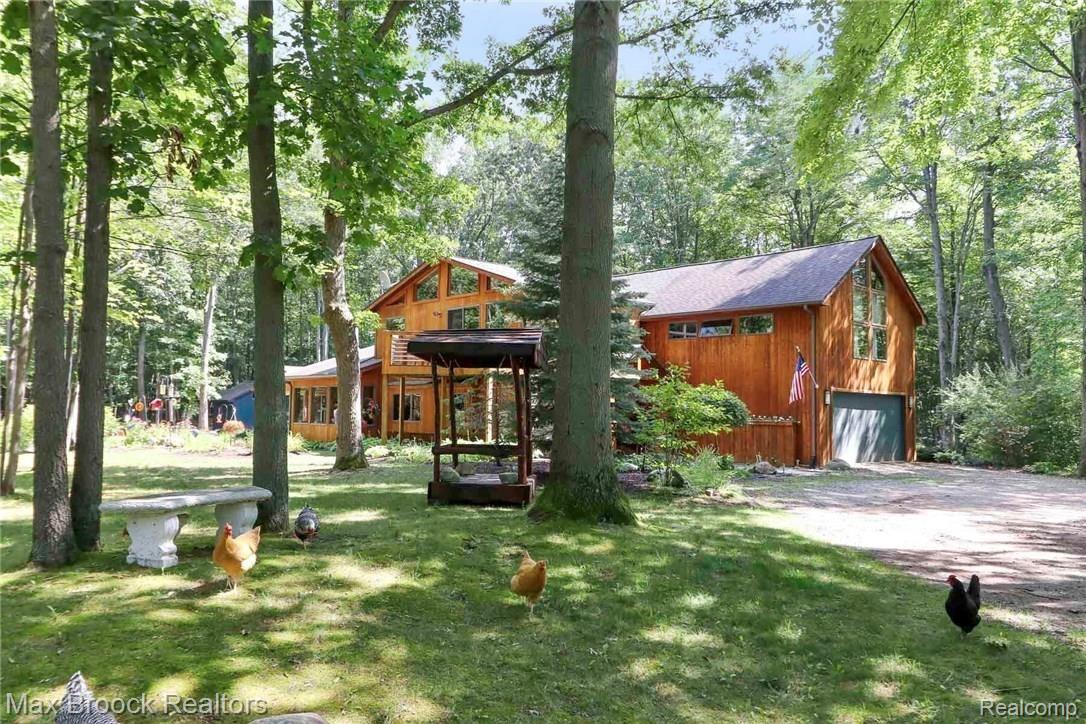 2275 Morris Road Lapeer, MI 48446 - Photo 13 of 81 E7EFD8AD-C97E-4D04-8ACC-34D26DD47F8D.jpeg