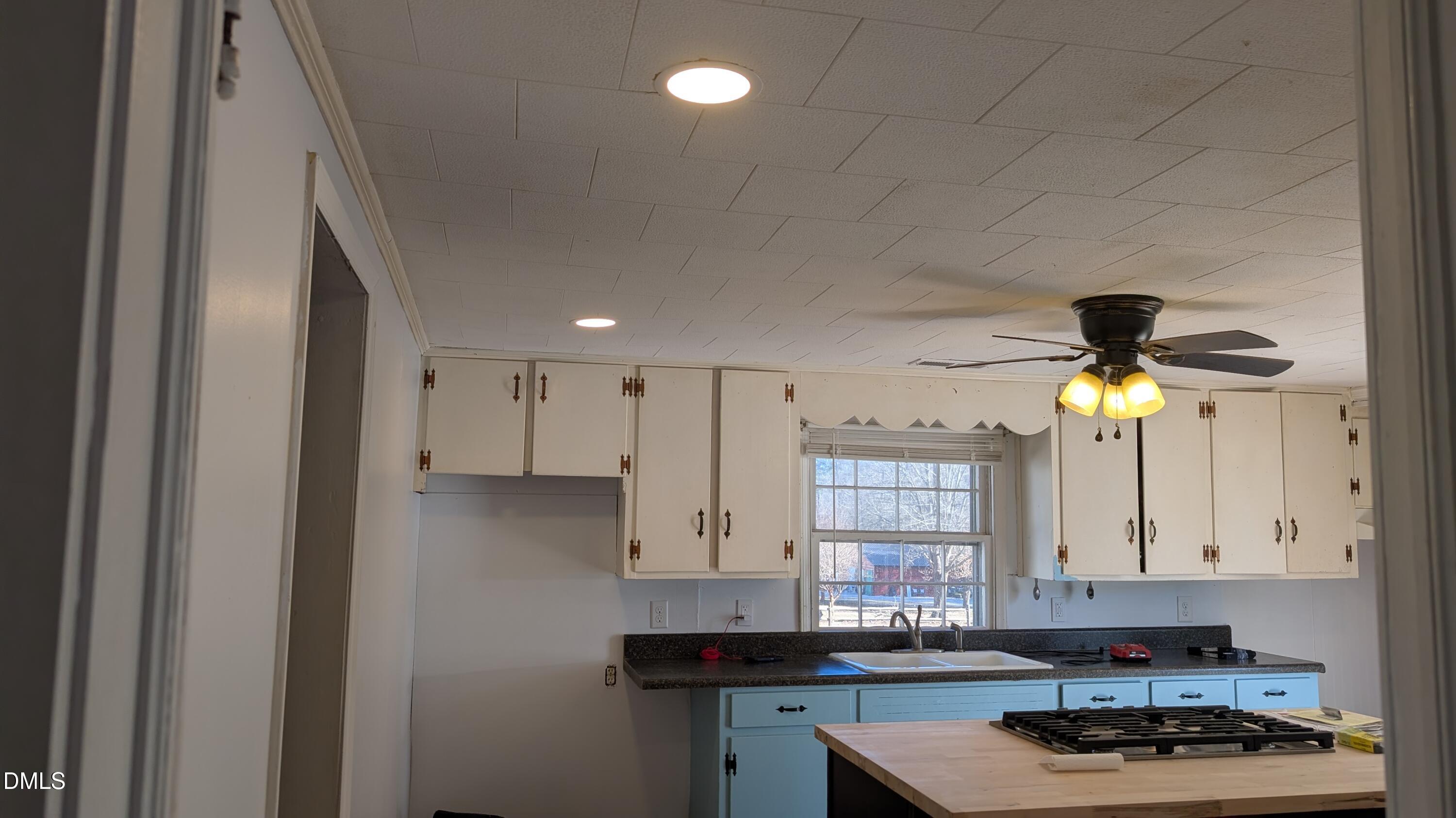 51 Furney Pearce Road Zebulon, NC 27597 - Photo 7 of 7 Kitchen