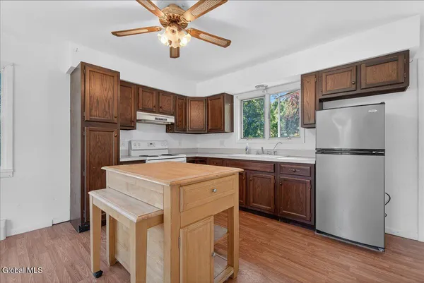 $574,900 | 763 Turnpike Road, Eagle Bridge, NY 12057