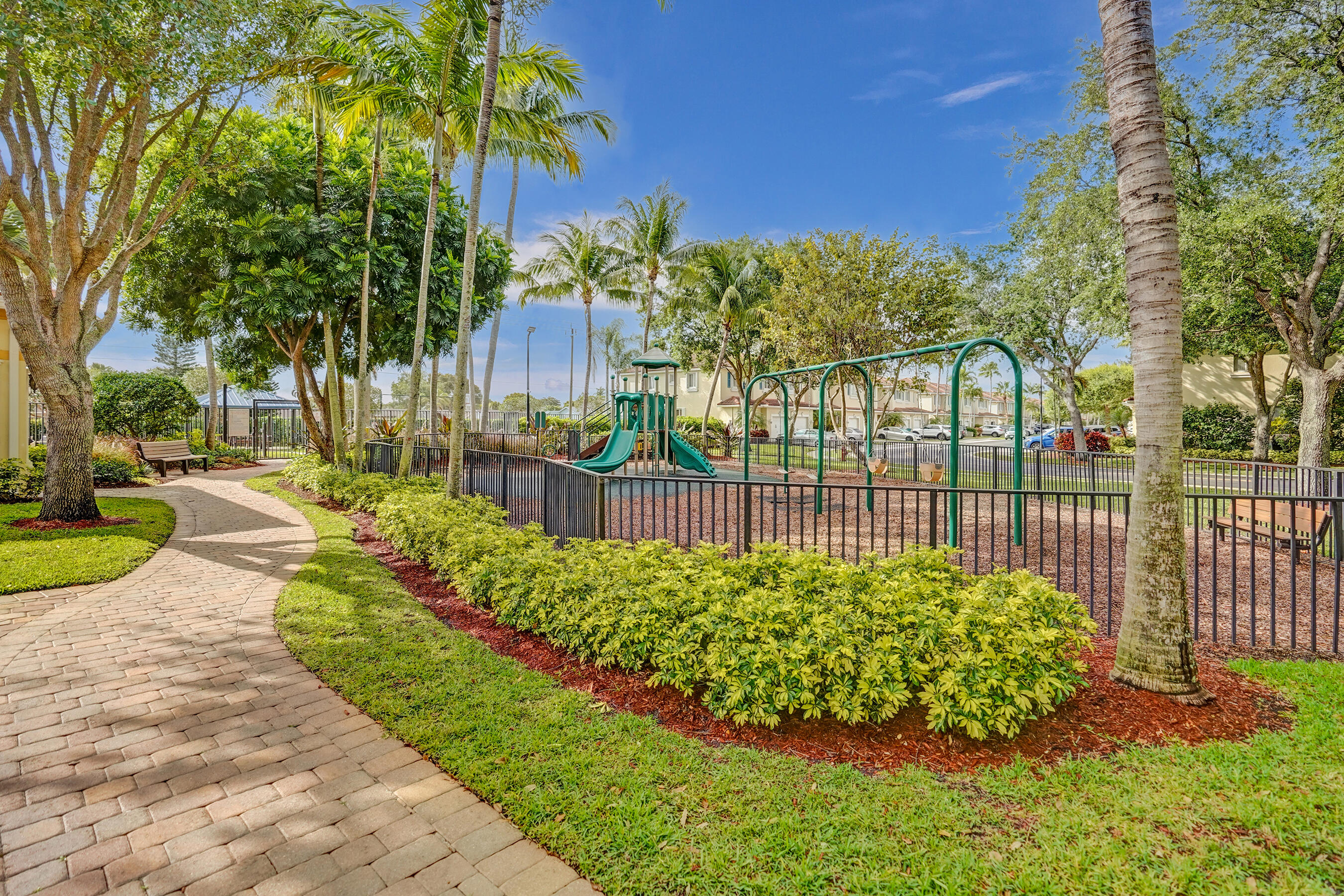 3072 North Evergreen Circle Boynton Beach, FL 33426 - Photo 52 of 55 a view of a garden with a large tree