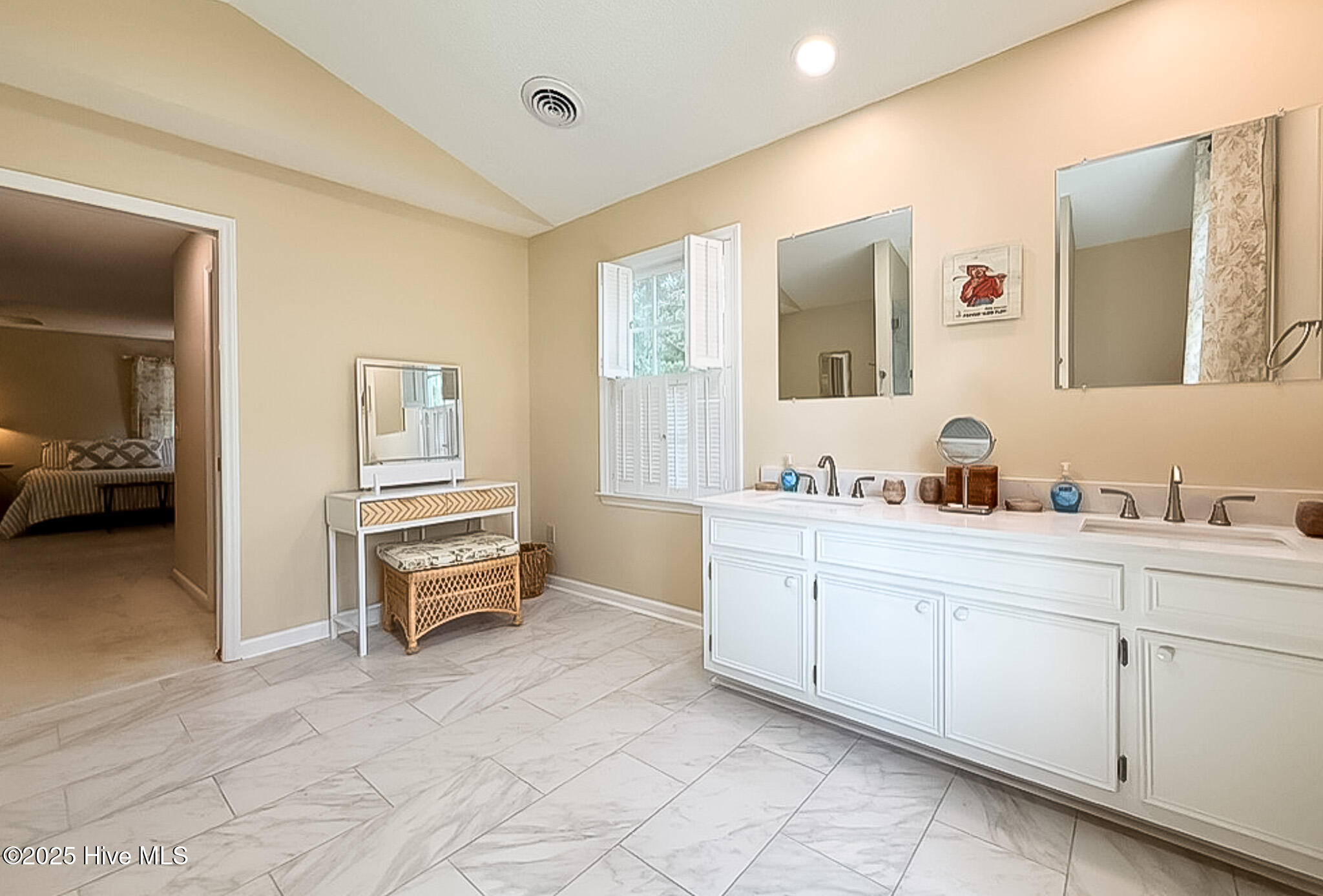 140 Lost Tree Road Pinehurst, NC 28374 - Photo 64 of 72 Full Bathroom w/Double Vanity and Walk-in Shower