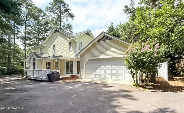 $550,000 | 140 Lost Tree Road, Pinehurst, NC 28374