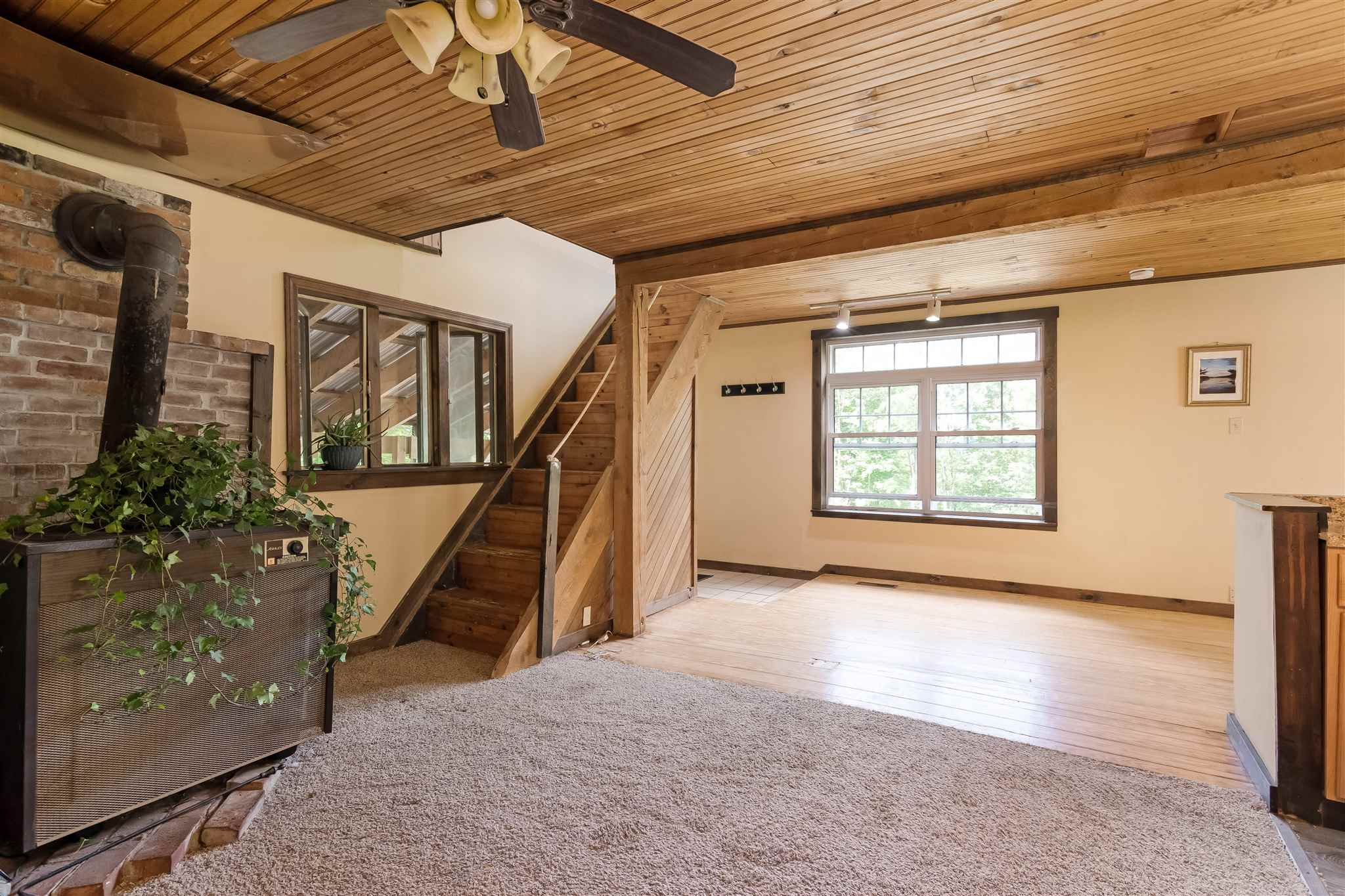 89 Dezotelle Road Bakersfield, VT 05448 - Photo 8 of 32