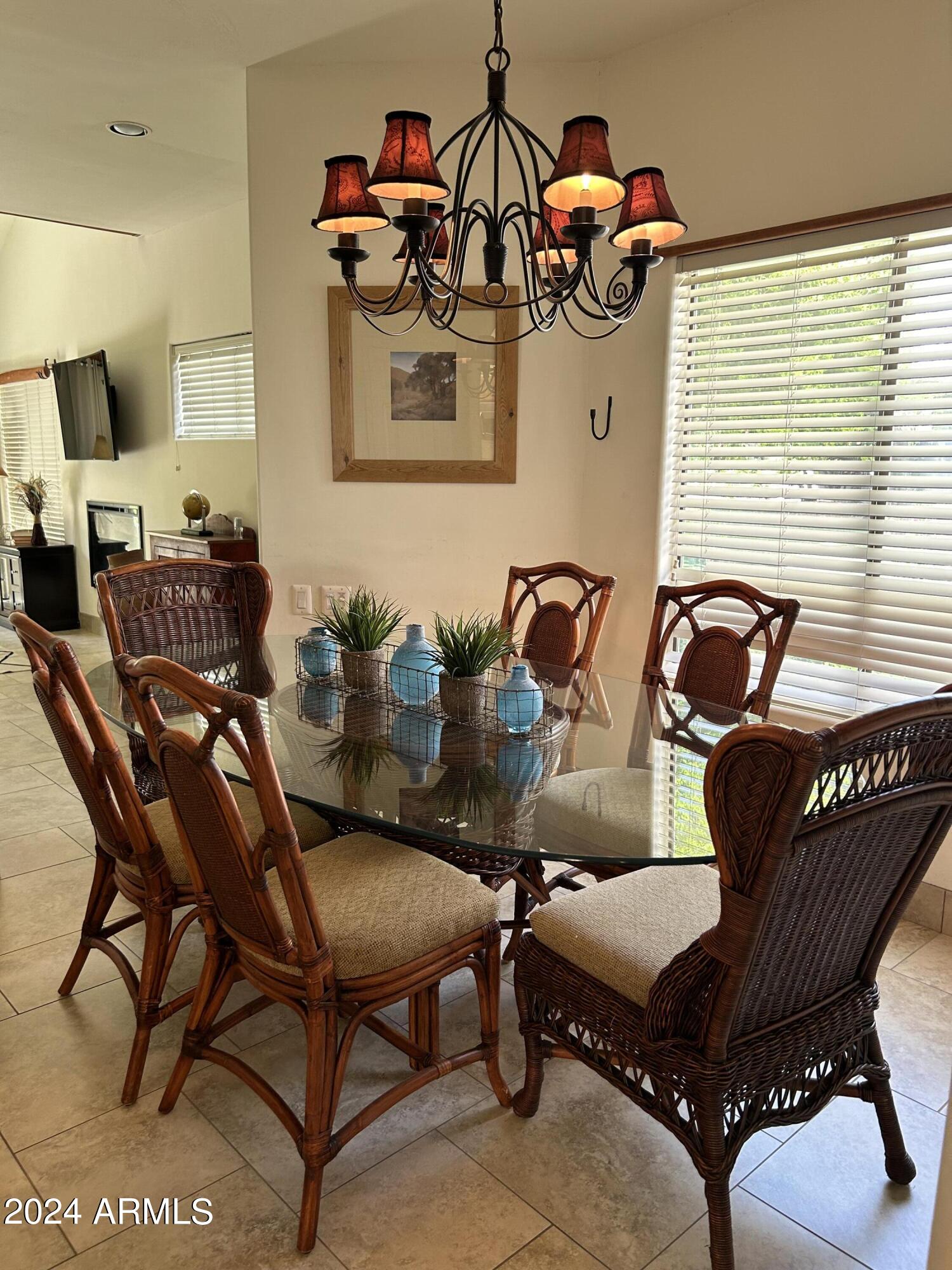 7272 East Gainey Ranch Road, Unit 124 Scottsdale, AZ 85258 - Photo 7 of 36 SEP DINING AREA