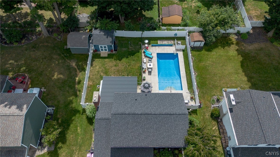 203 Riverdale Road Liverpool, NY 13090 - Photo 41 of 47 Gallery Image 41
