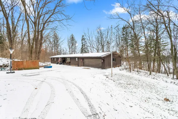 $500,000 | 3671 Wildwood Court, Hillsdale, MI 49242