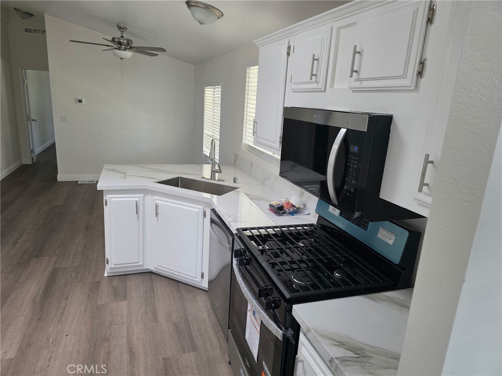 4901 Green River Road, Unit 254 Corona, CA 92878 - Photo 12 of 24
