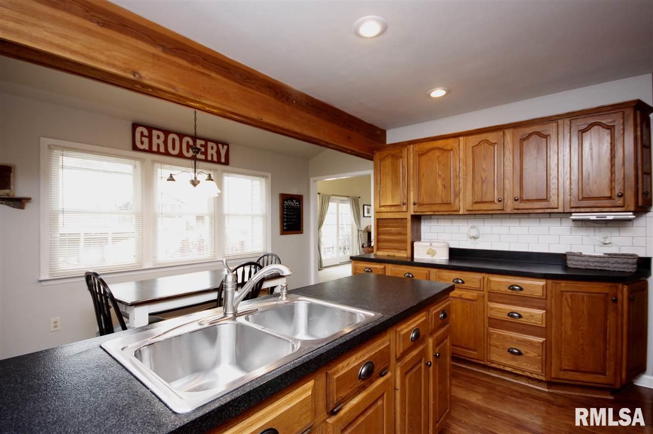 5908 West Ridgecrest Circle Peoria, IL 61615 - Photo 15 of 36 Gallery Image 15