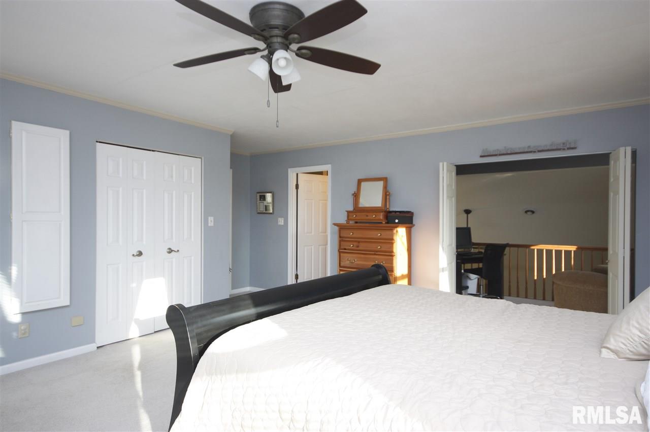 5908 West Ridgecrest Circle Peoria, IL 61615 - Photo 18 of 36 Gallery Image 18
