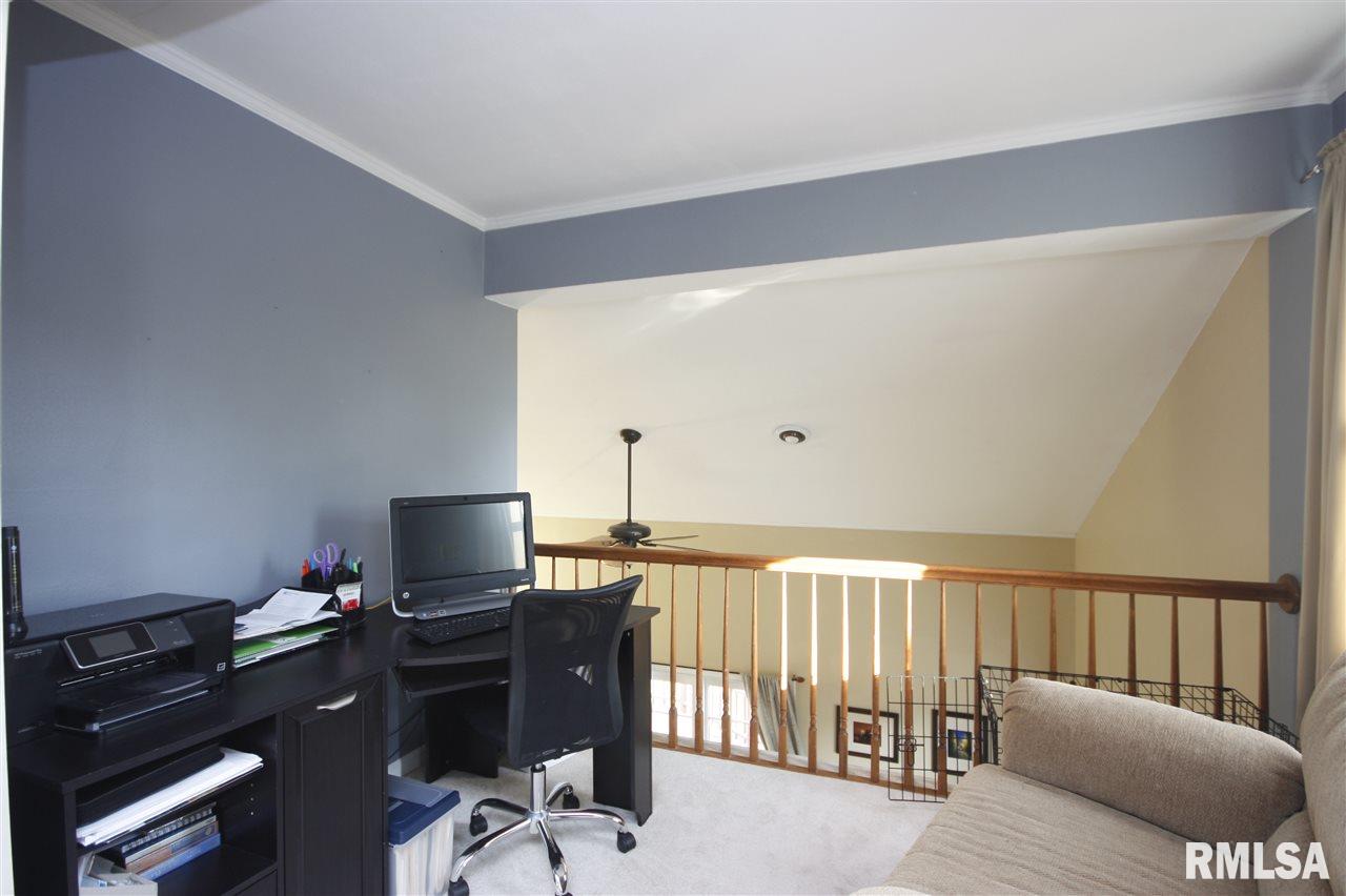 5908 West Ridgecrest Circle Peoria, IL 61615 - Photo 19 of 36 Gallery Image 19
