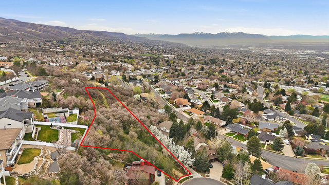 331 South 1550th Street East, Unit 3 Bountiful, UT 84010 - Photo 2 of 30 Aerial perspective of suburban area featuring property boundaries highlighted and a mountain backdrop