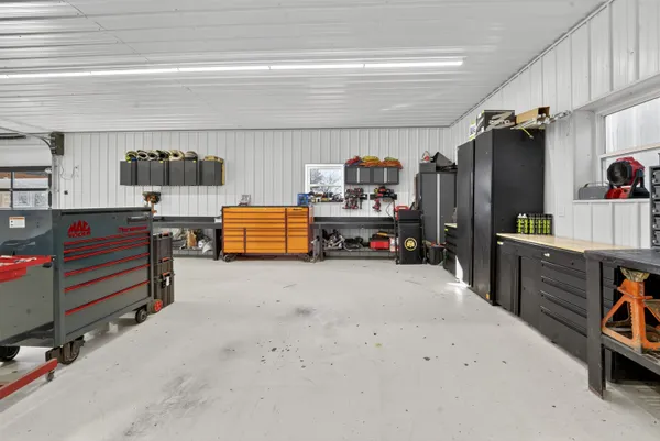 $1,399,900 | 5304 Sampson Road, Abrams, WI 54101
