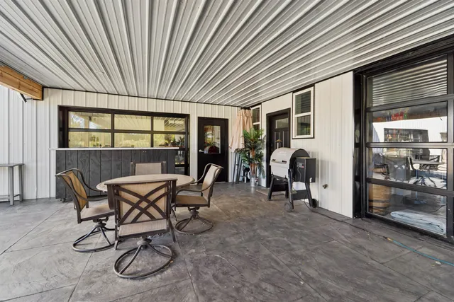 $1,499,900 | 5304 Sampson Road, Abrams, WI 54101