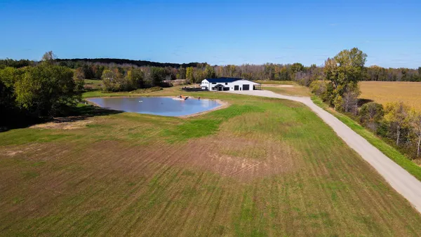 $1,399,900 | 5304 Sampson Road, Abrams, WI 54101