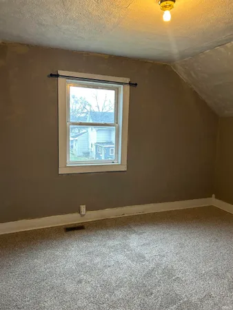 $65,000 | 422 South Jefferson Street, Montpelier, IN 47359