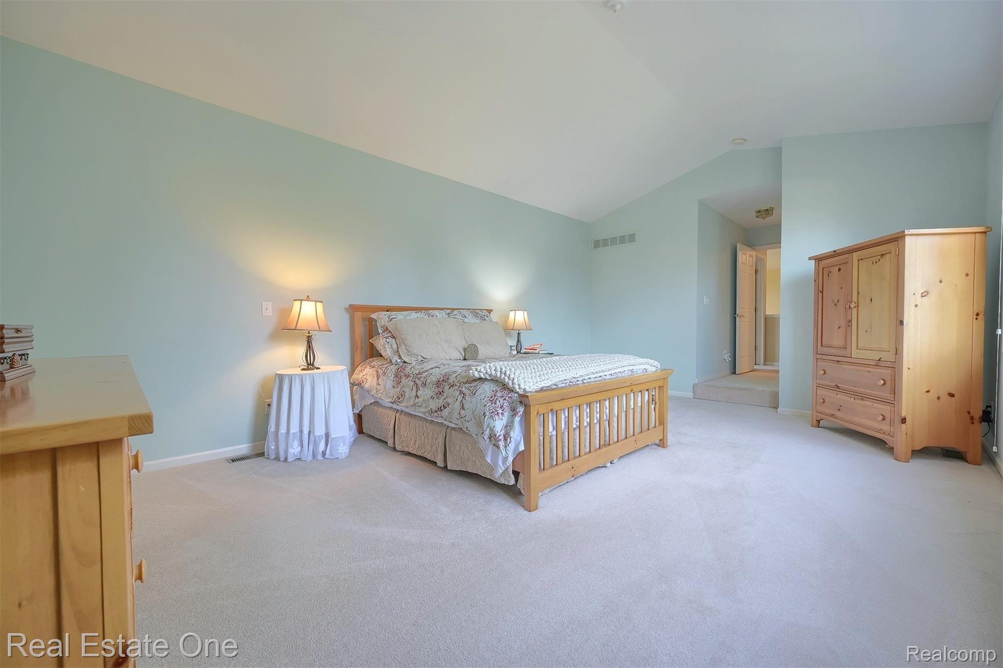 1762 Ring Neck Drive Rochester, MI 48307 - Photo 14 of 48 Huge Master Bedroom w/Ensuite