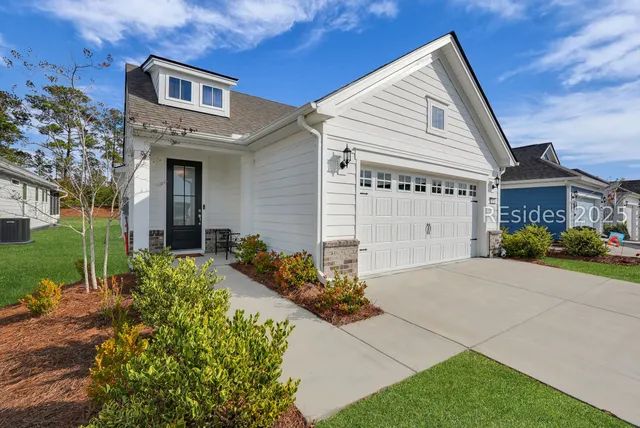 $495,000 | 1463 Dreamscape Drive, Bluffton, SC 29909