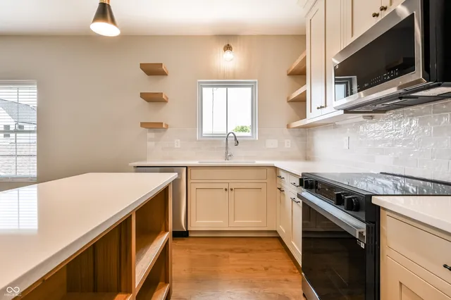 $2,400 | 1330 Fletcher Avenue, Indianapolis, IN 46203