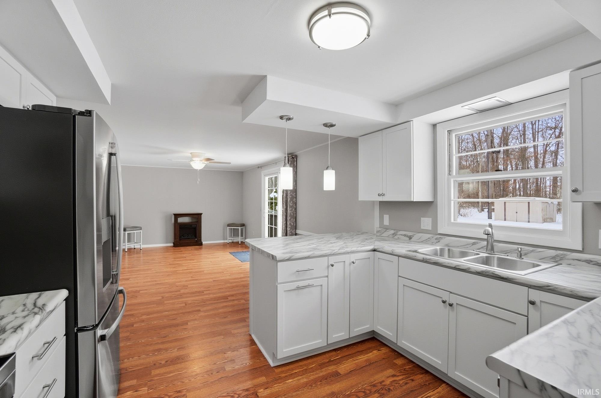 5708 Countess Drive Fort Wayne, IN 46815 - Photo 5 of 36