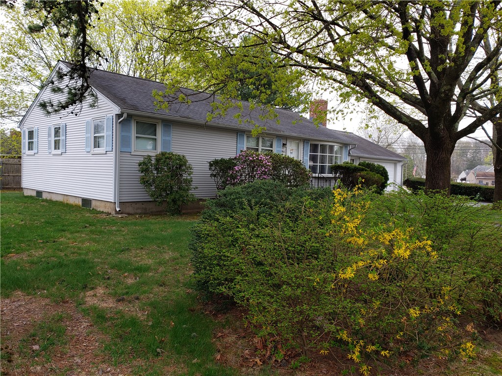 3 Gail Court Coventry, RI 02816 - Photo 3 of 39 Front and Left Side View