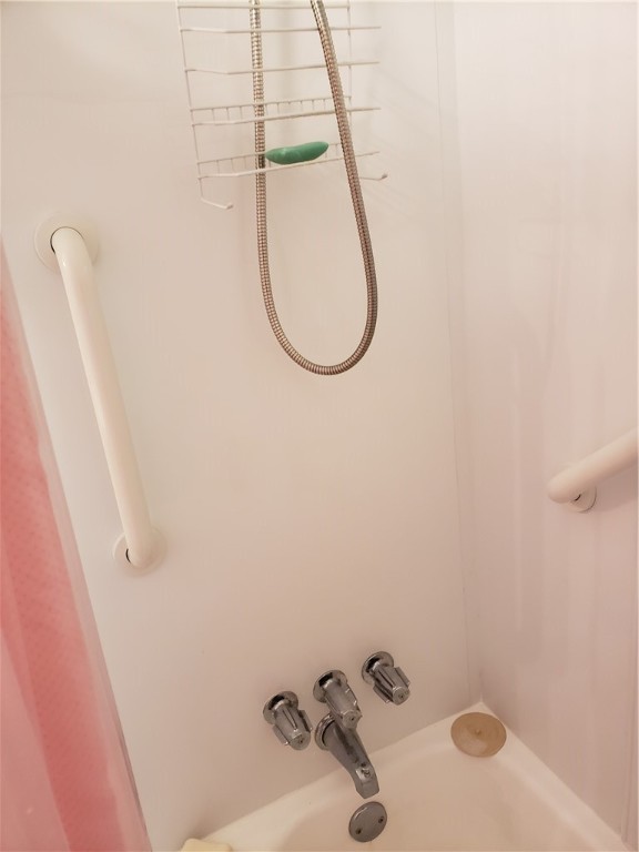 3 Gail Court Coventry, RI 02816 - Photo 8 of 39 Main Bath Shower