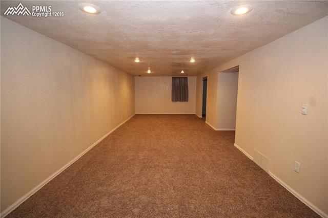 1919 Winston Road Colorado Springs, CO 80909 - Photo 17 of 29