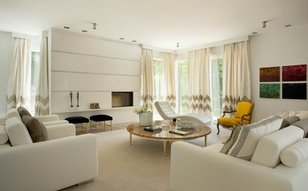 63 Westcliff Road Weston, MA 02493 - Photo 11 of 30 a living room with furniture and fireplace