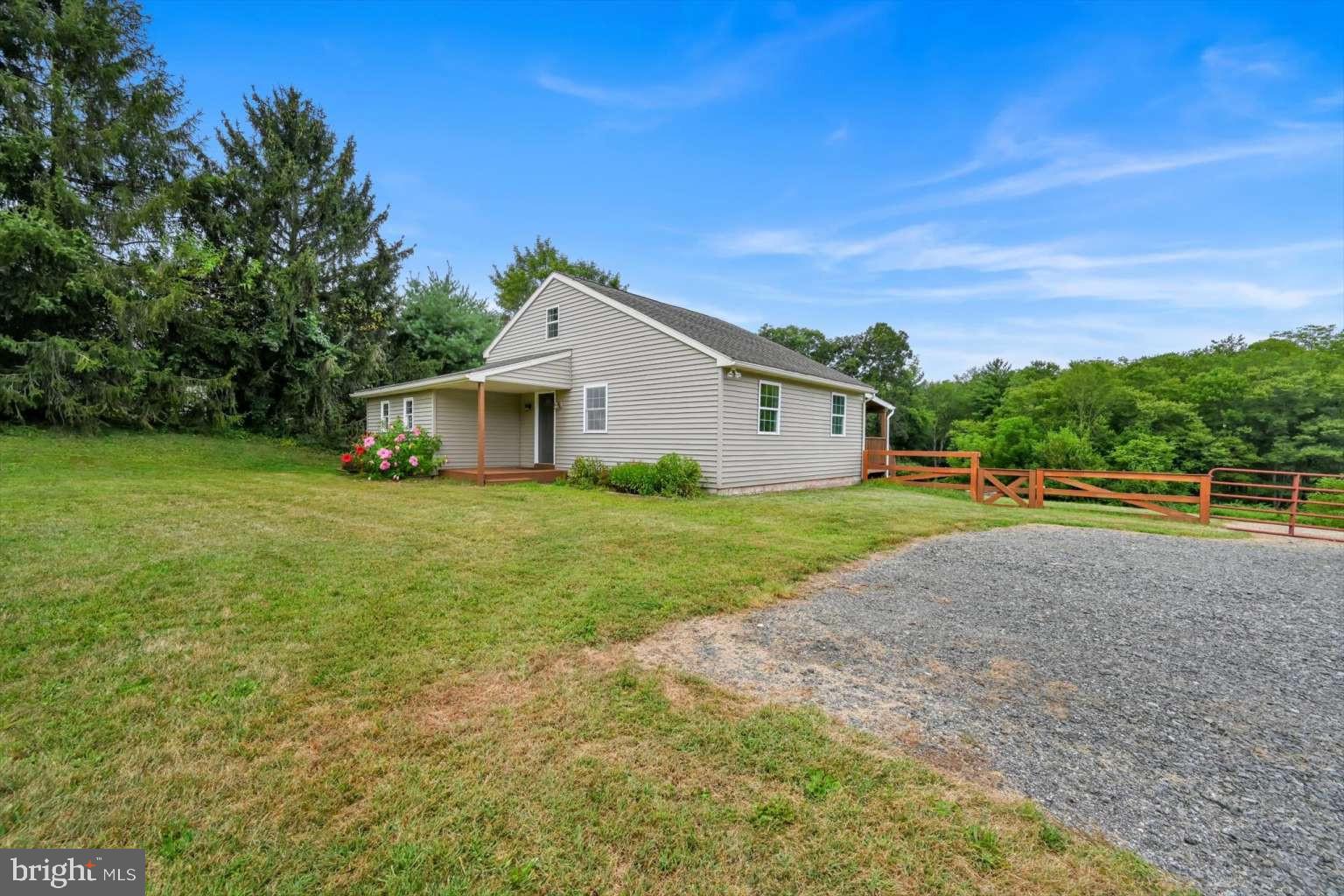 897 Zion Road Mohnton, PA 19540 - Photo 1 of 45 Gallery Image 1