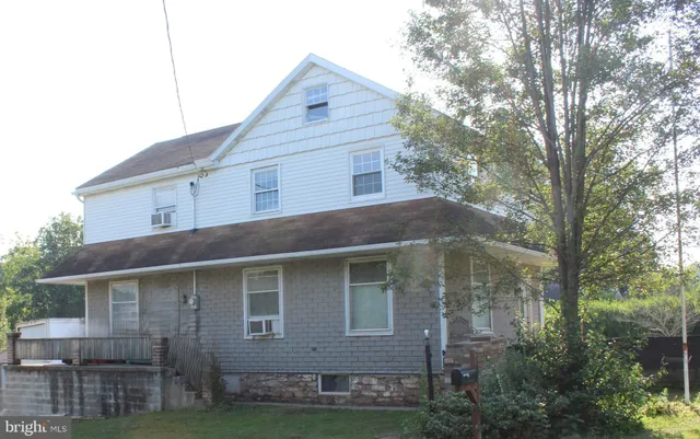 $254,000 | 110 South 17th Street, Tower City, PA 17980