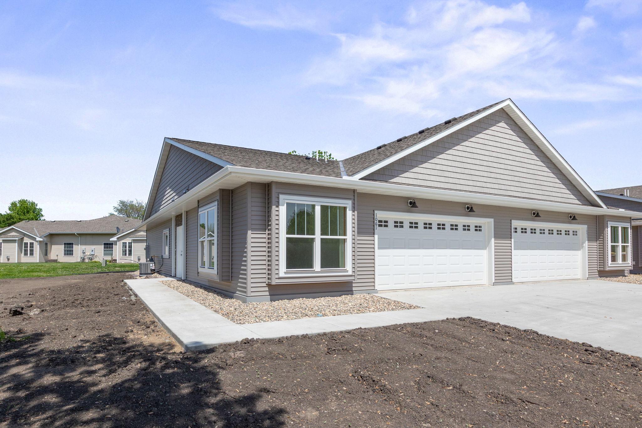 1021 Golf Course Road Northwest Hutchinson, MN 55350 - Photo 2 of 23