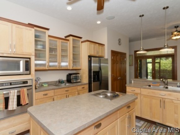 2309 Mariners Point Lane Springfield, IL 62712 - Photo 10 of 24