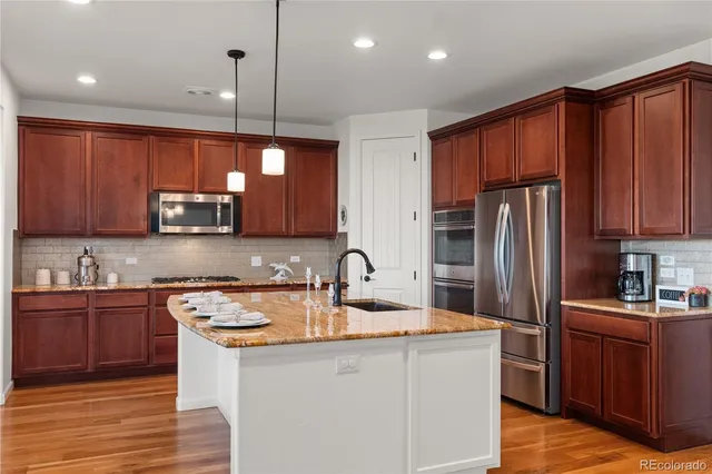 $895,000 | 784 Ellsworth Court, Castle Rock, CO 80104