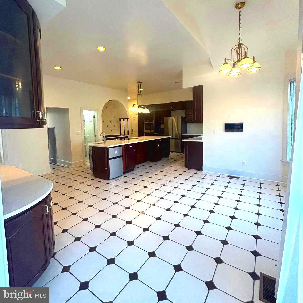 914 Helga Place McLean, VA 22102 - Photo 14 of 72