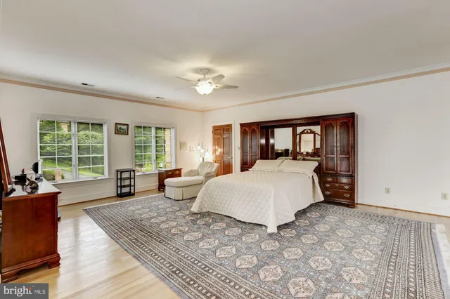 $8,900 | 914 Helga Place, McLean, VA 22102