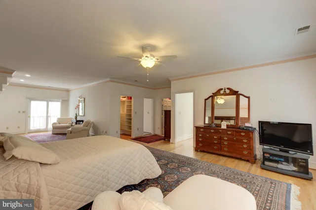 $8,900 | 914 Helga Place, McLean, VA 22102