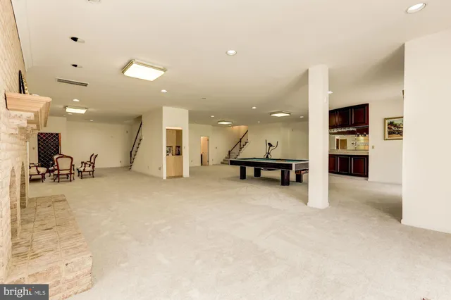 $8,900 | 914 Helga Place, McLean, VA 22102