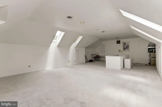 $8,900 | 914 Helga Place, McLean, VA 22102