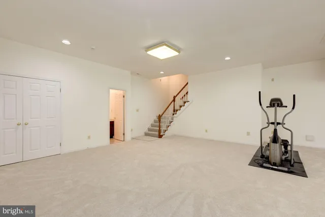 $8,900 | 914 Helga Place, McLean, VA 22102