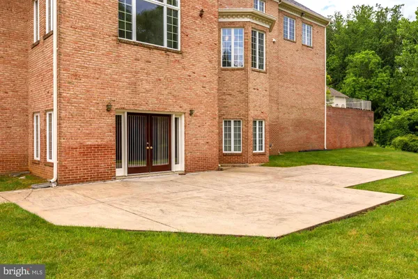 $8,900 | 914 Helga Place, McLean, VA 22102