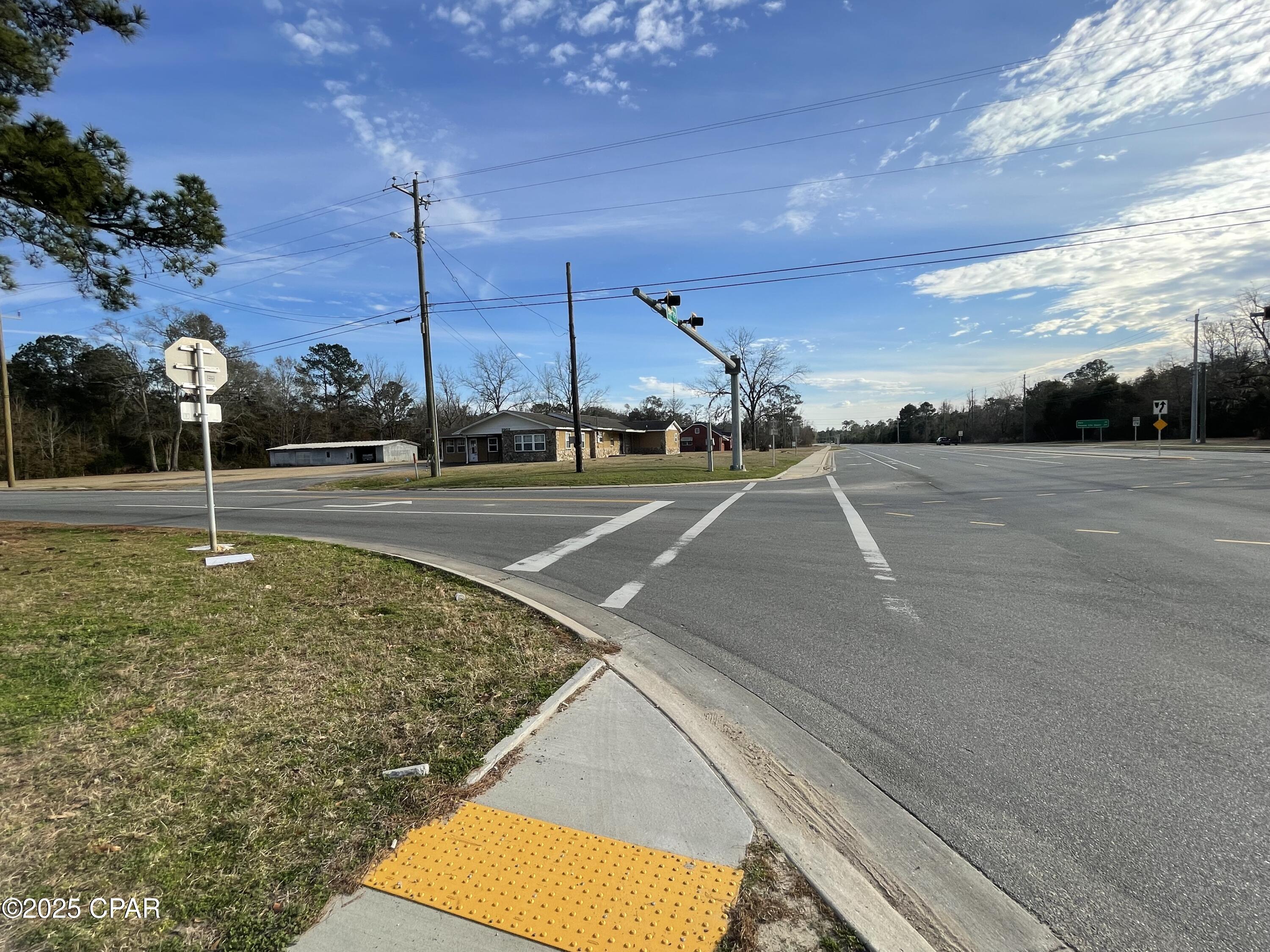 2902 Moss Hill Road Vernon, FL 32462 - Photo 10 of 13