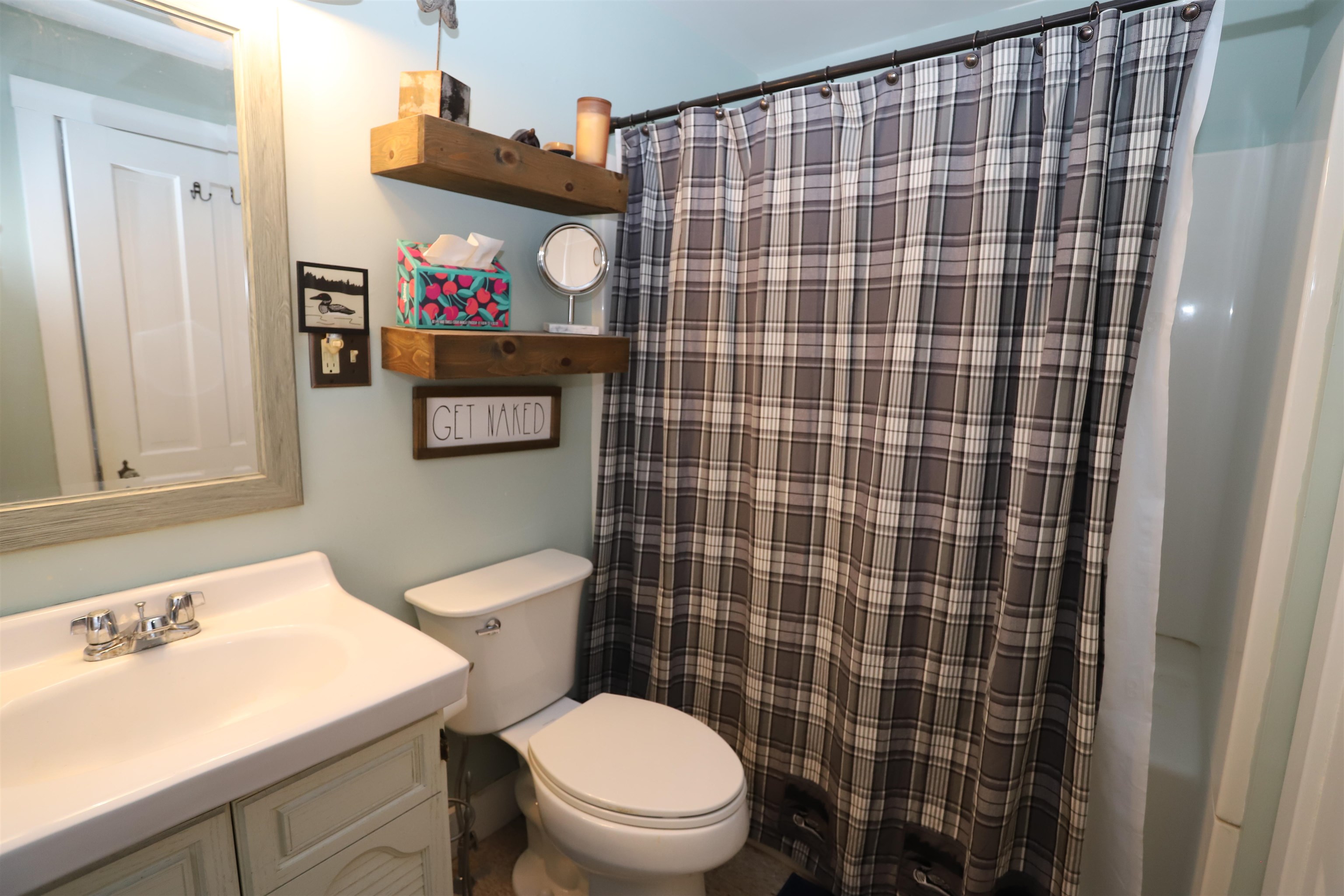 153 Elm Street Derby, VT 05830 - Photo 18 of 35