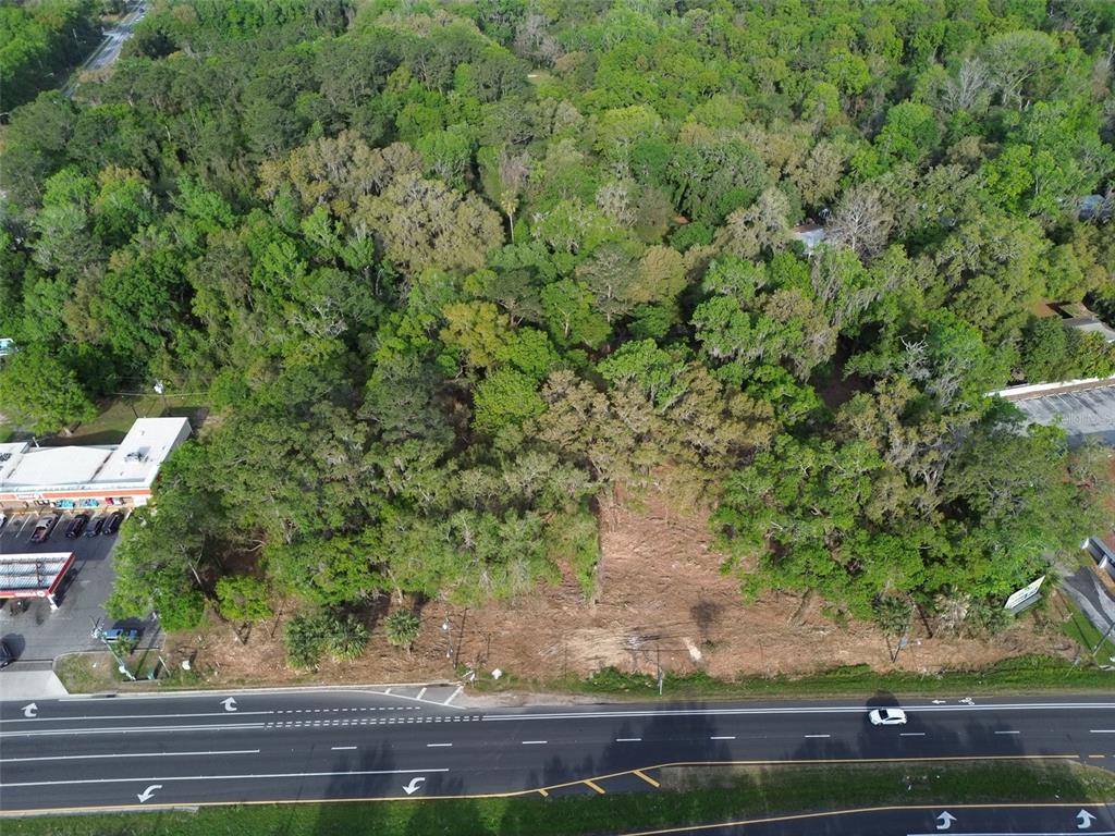 3926 Southwest 13th Street Gainesville, FL 32608 - Photo 7 of 12 a view of a yard and an outdoor space