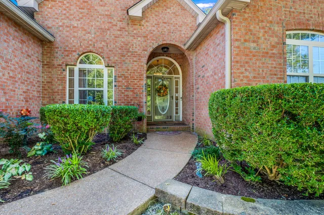 $674,900 | 920 Century Oak Drive, Nashville, TN 37211