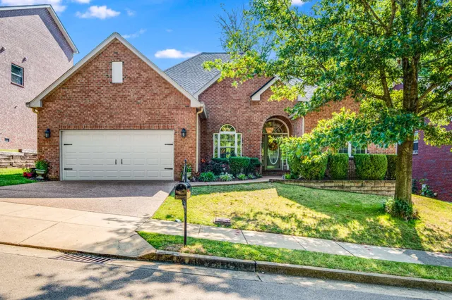 $674,900 | 920 Century Oak Drive, Nashville, TN 37211