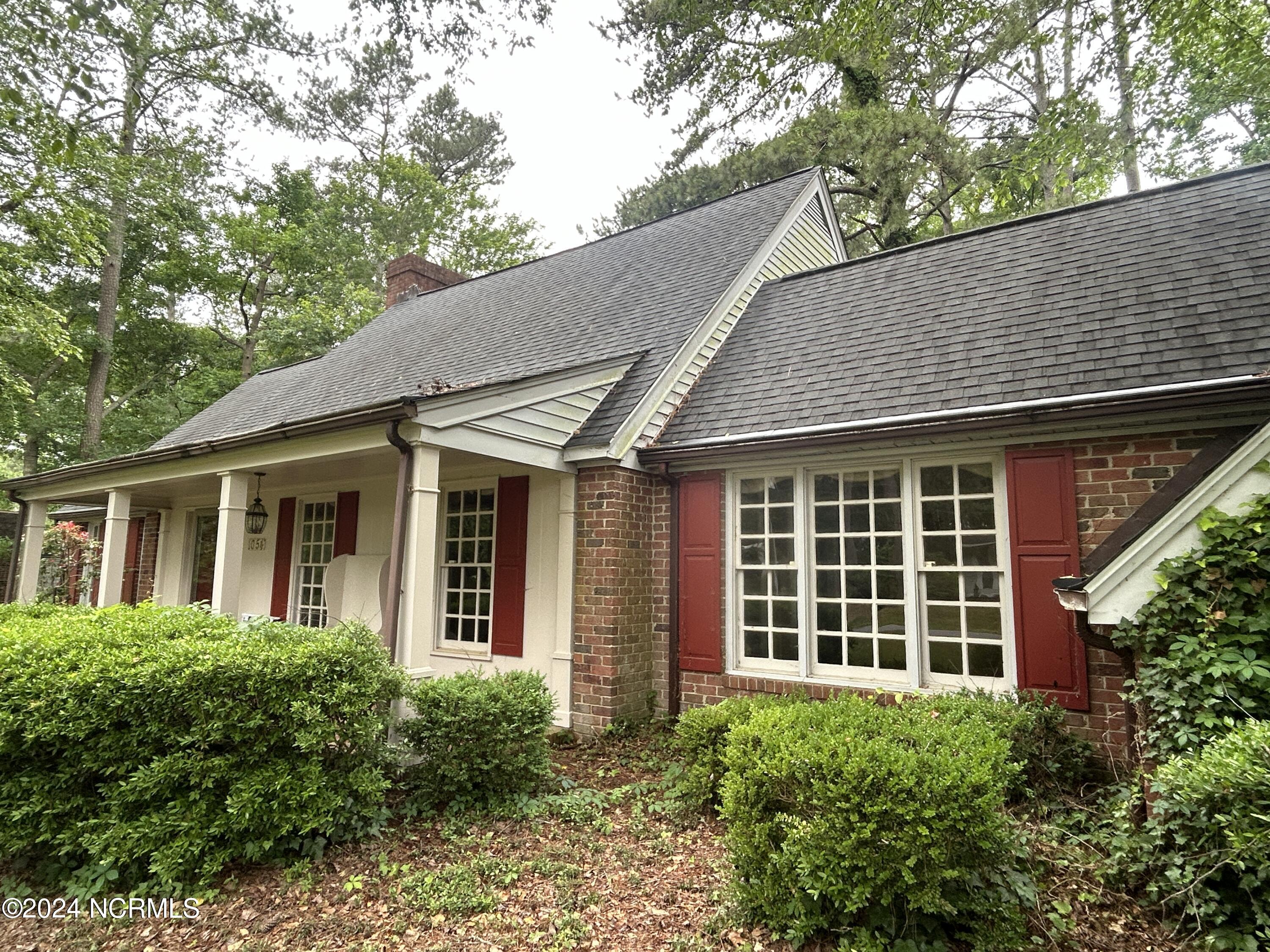 1054 Oakview Road Williamston, NC 27892 - Photo 29 of 30 IMG_9013
