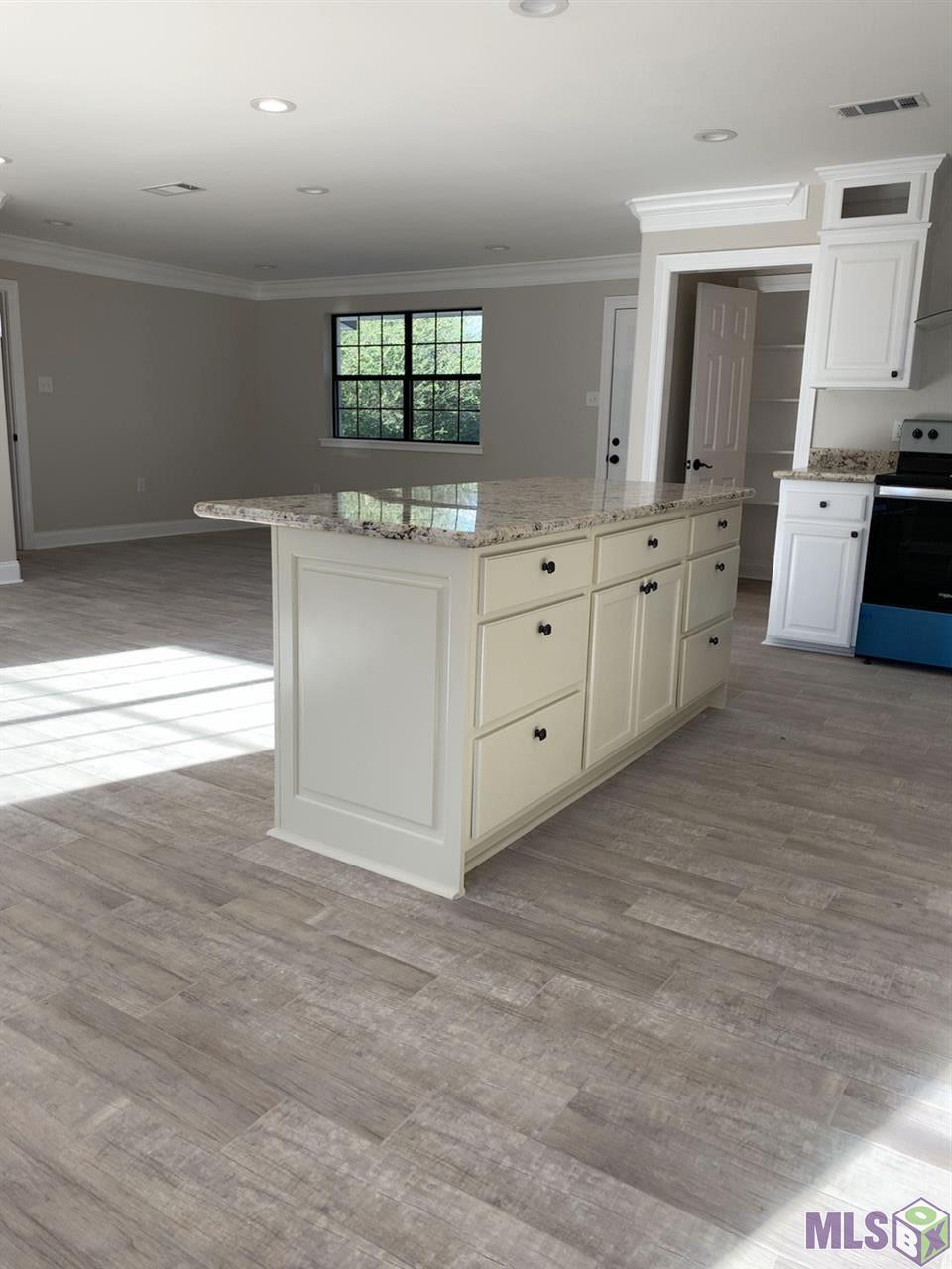 9439 Windward Road Baton Rouge, LA 70810 - Photo 3 of 19